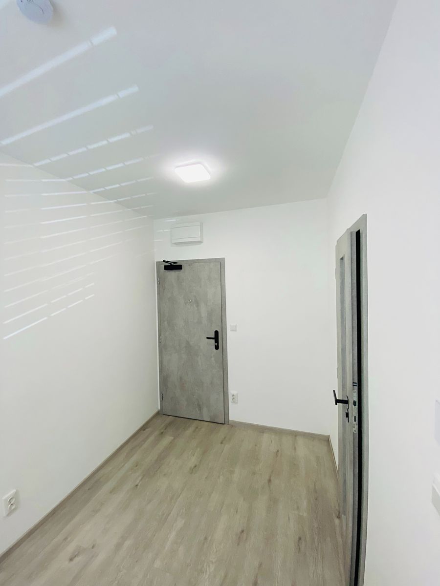 Pronájem bytu 1+kk 25 m² – fotografie 5