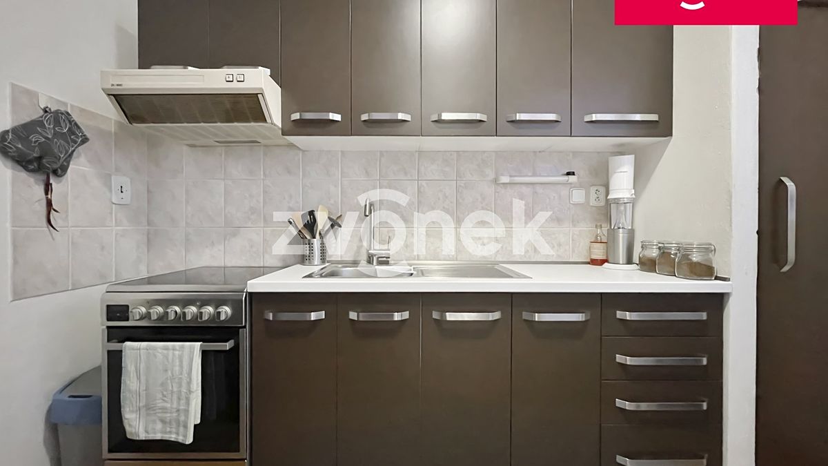 Pronájem bytu 3+kk 68 m² – fotografie 3