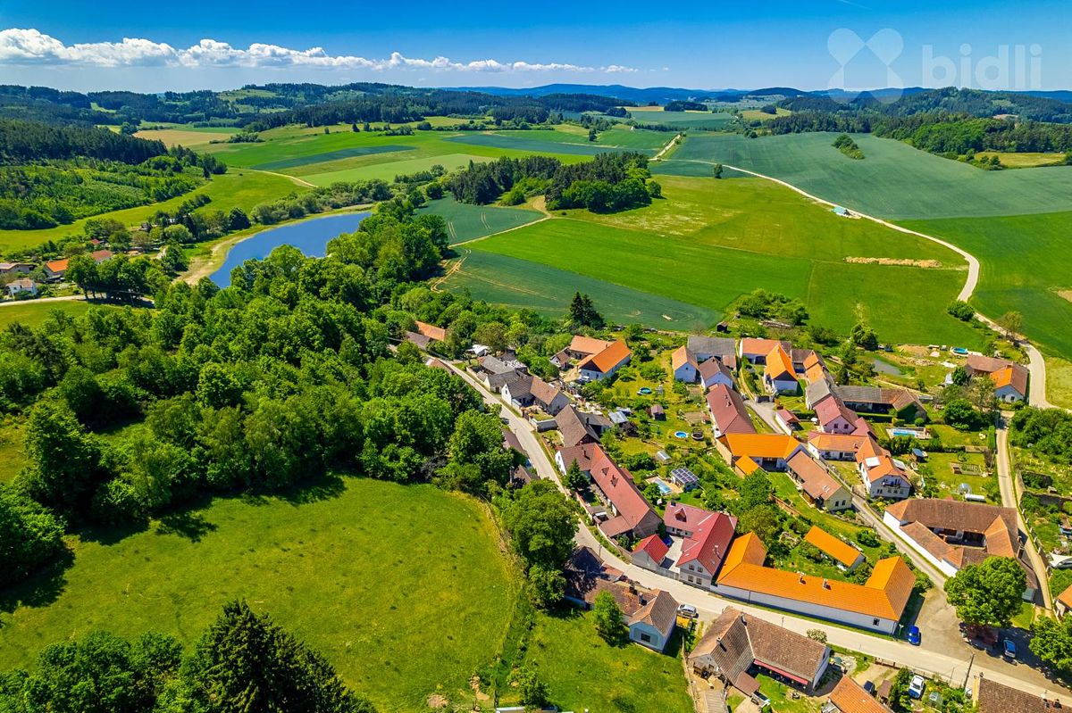 Prodej chalupy 388 m², pozemek 549 m²