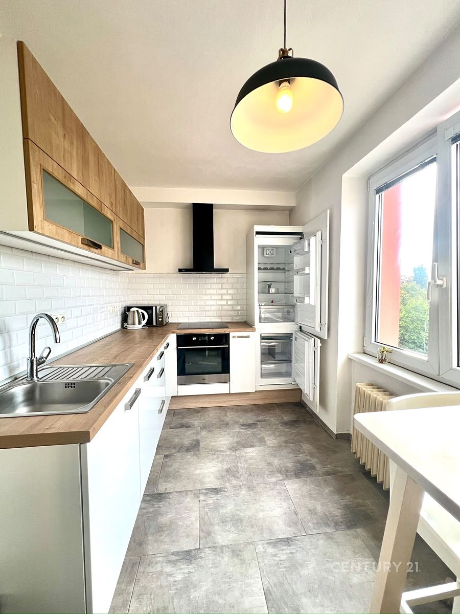 Pronájem bytu 2+1 50 m² – fotografie 2