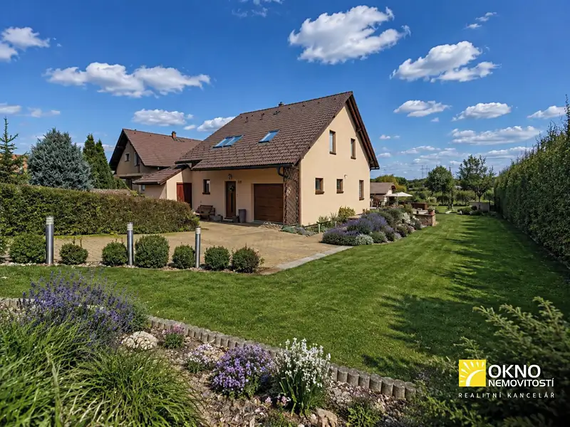 Prodej rodinného domu 144 m², pozemek 1581 m², Netín – náhled fotky 1