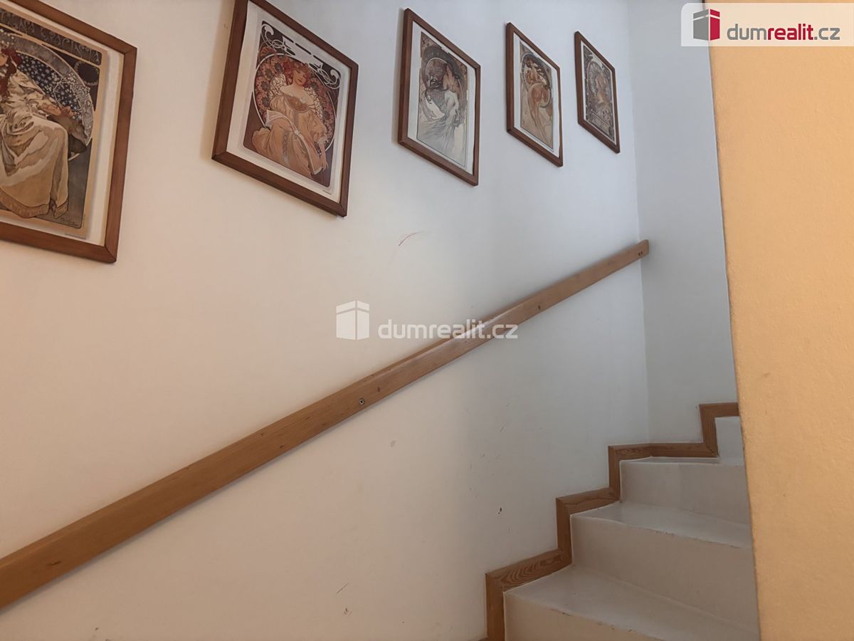 Pronájem bytu pokoje 12 m²