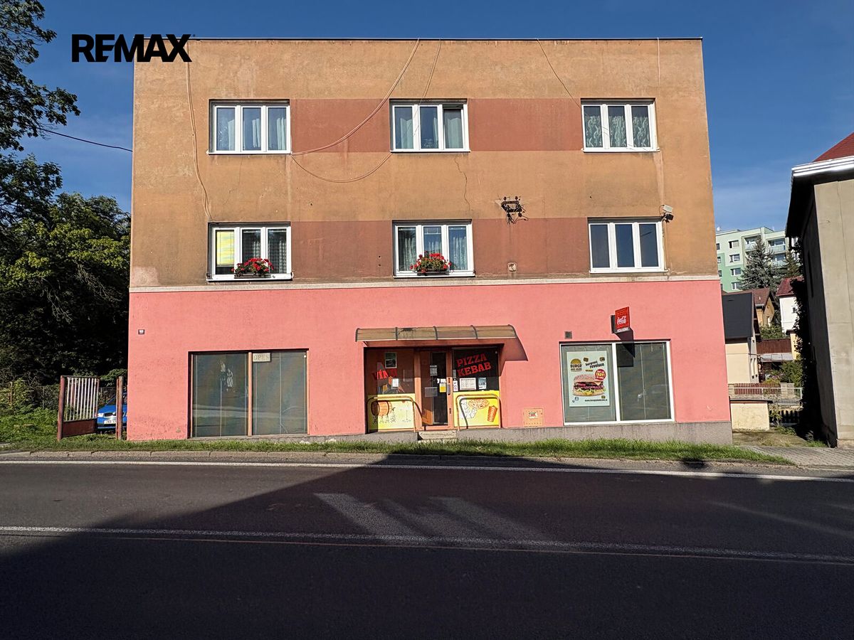 Prodej obchodního prostoru 106 m² – fotografie 2