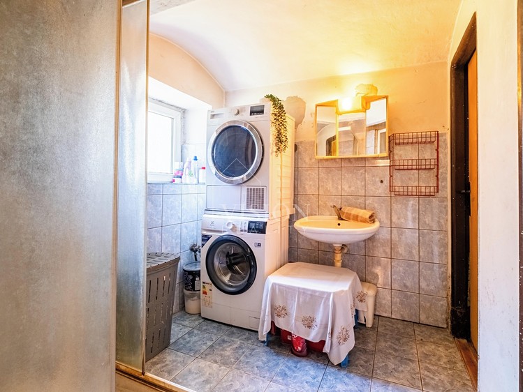 Будинок на продаж, 77 м² (12 з 33)