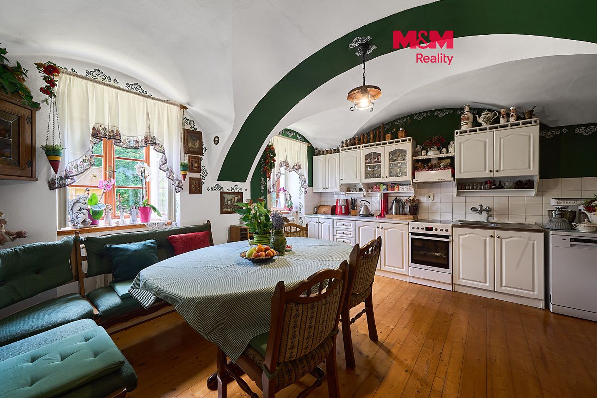 Prodej památky 263 m², pozemek 4454 m²