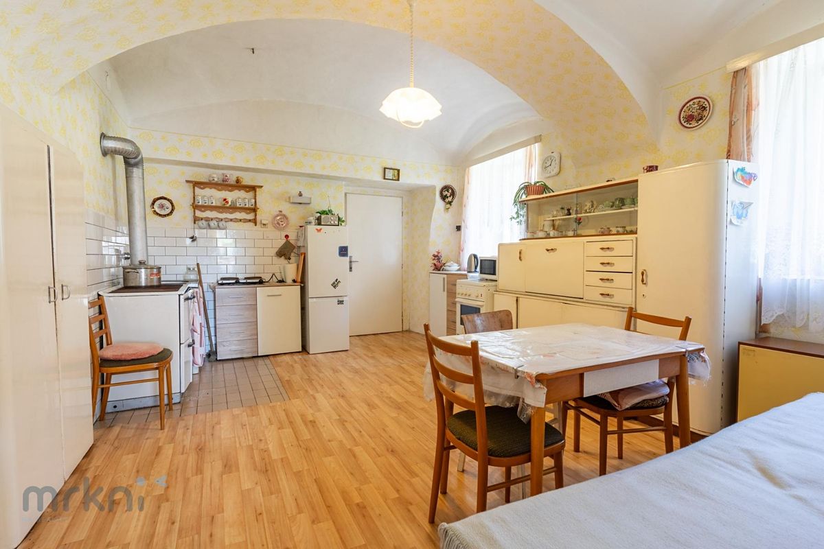 Prodej rodinného domu 120 m², pozemek 2021 m² – fotografie 3