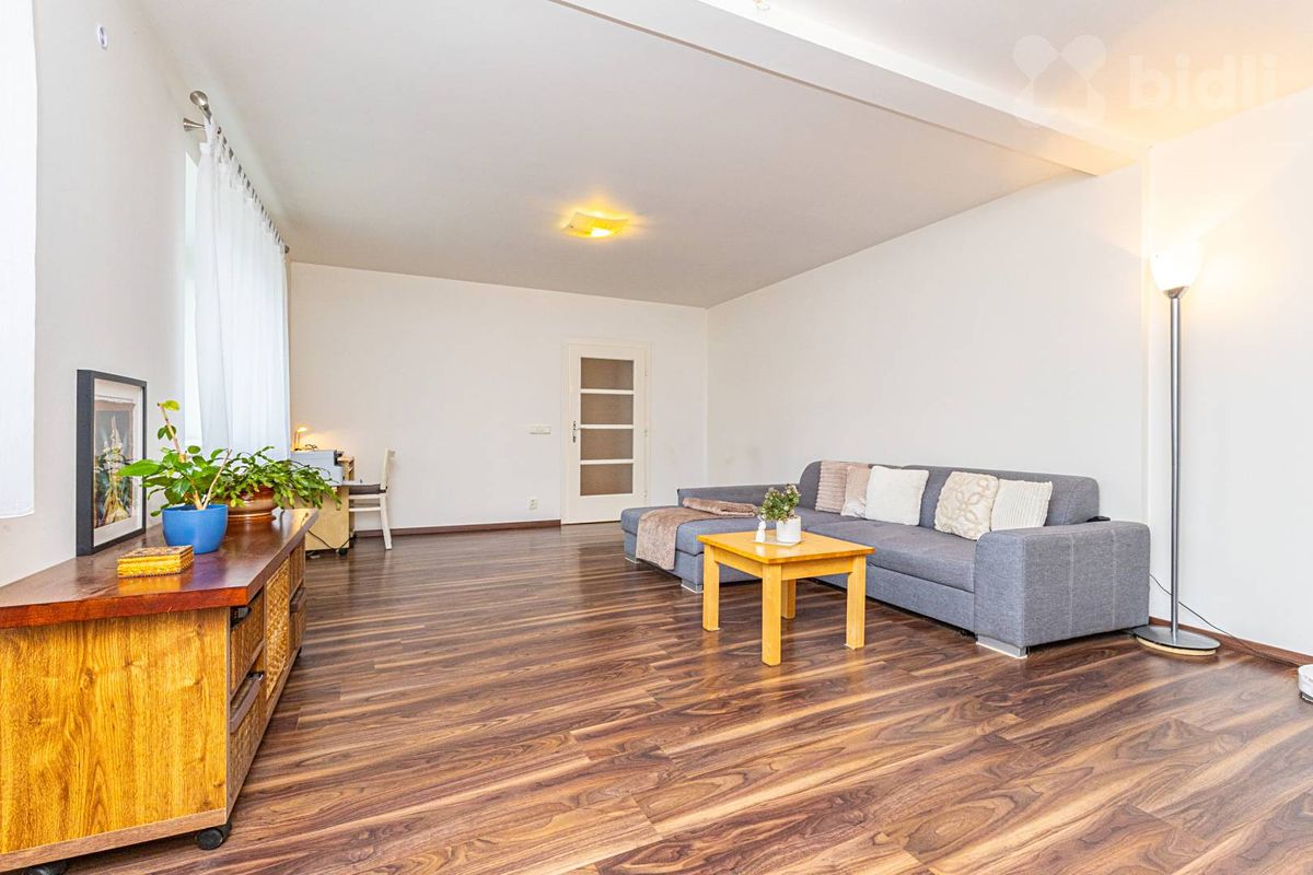 Prodej rodinného domu 150 m², pozemek 2106 m² – fotografie 4
