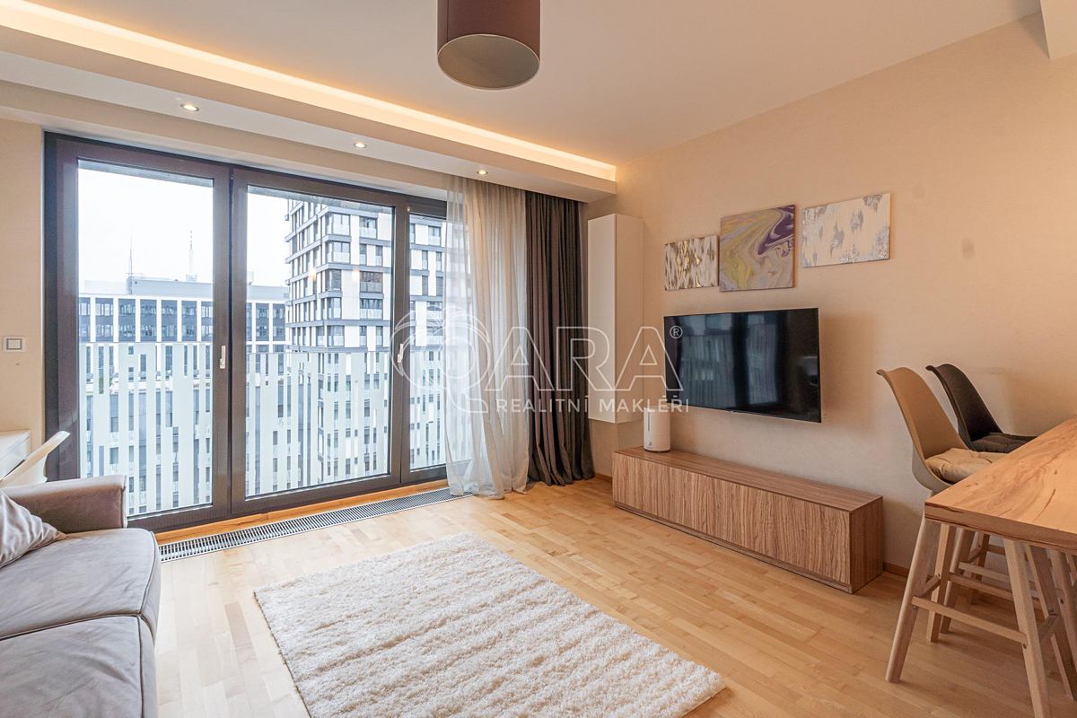 Pronájem bytu 1+kk 37 m²
