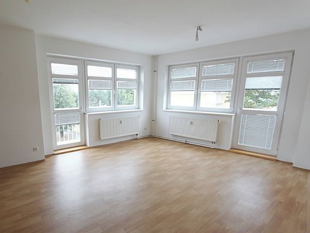 Pronájem bytu 3+kk 70 m² – fotografie 3