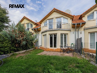 Pronájem  rodinného domu 151 m², pozemek 196 m²
