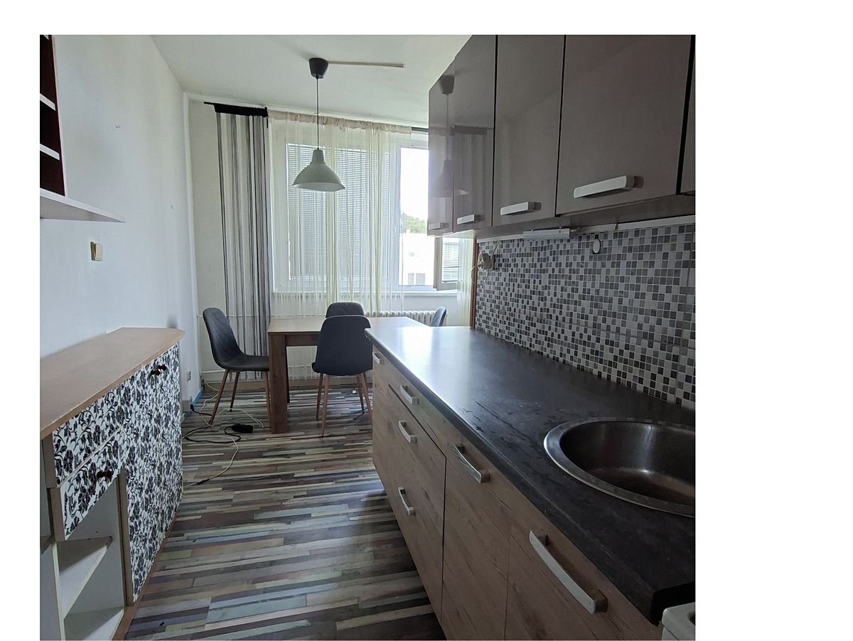 Pronájem bytu 2+1 60 m² – fotografie 4