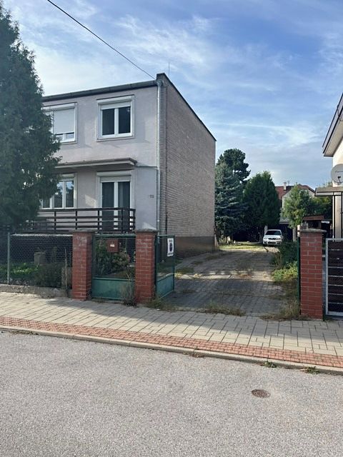 Pronájem rodinného domu 398 m², pozemek 398 m² – fotografie 4