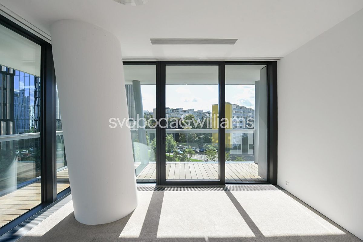 Pronájem bytu 3+kk 82 m² – fotografie 4