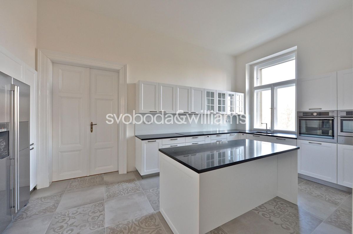 Pronájem bytu 5+1 175 m² – fotografie 5