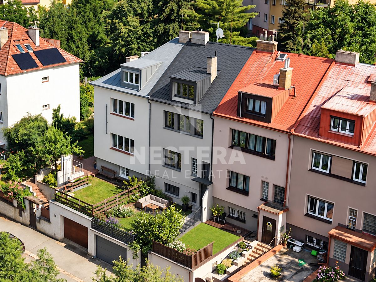 Prodej rodinného domu 195 m², pozemek 146 m²