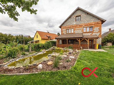 Prodej  rodinného domu 180 m², pozemek 1 584 m²
