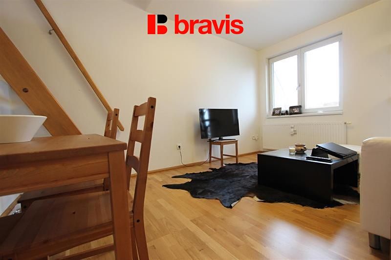 Pronájem bytu 2+kk 89 m² – fotografie 4
