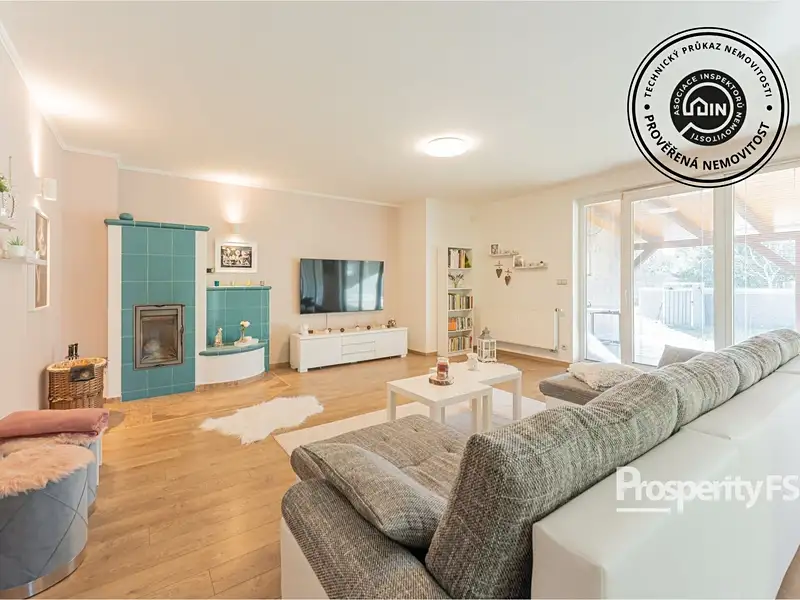 Prodej rodinného domu 169 m², pozemek 1152 m², Lutopecny – náhled fotky 1