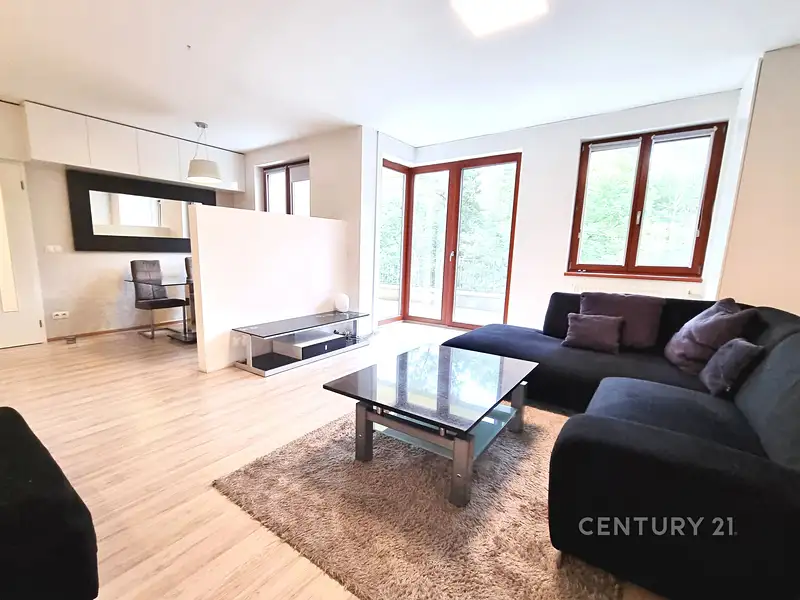 Pronájem bytu 3+kk 95 m², Praha – náhled fotky 1
