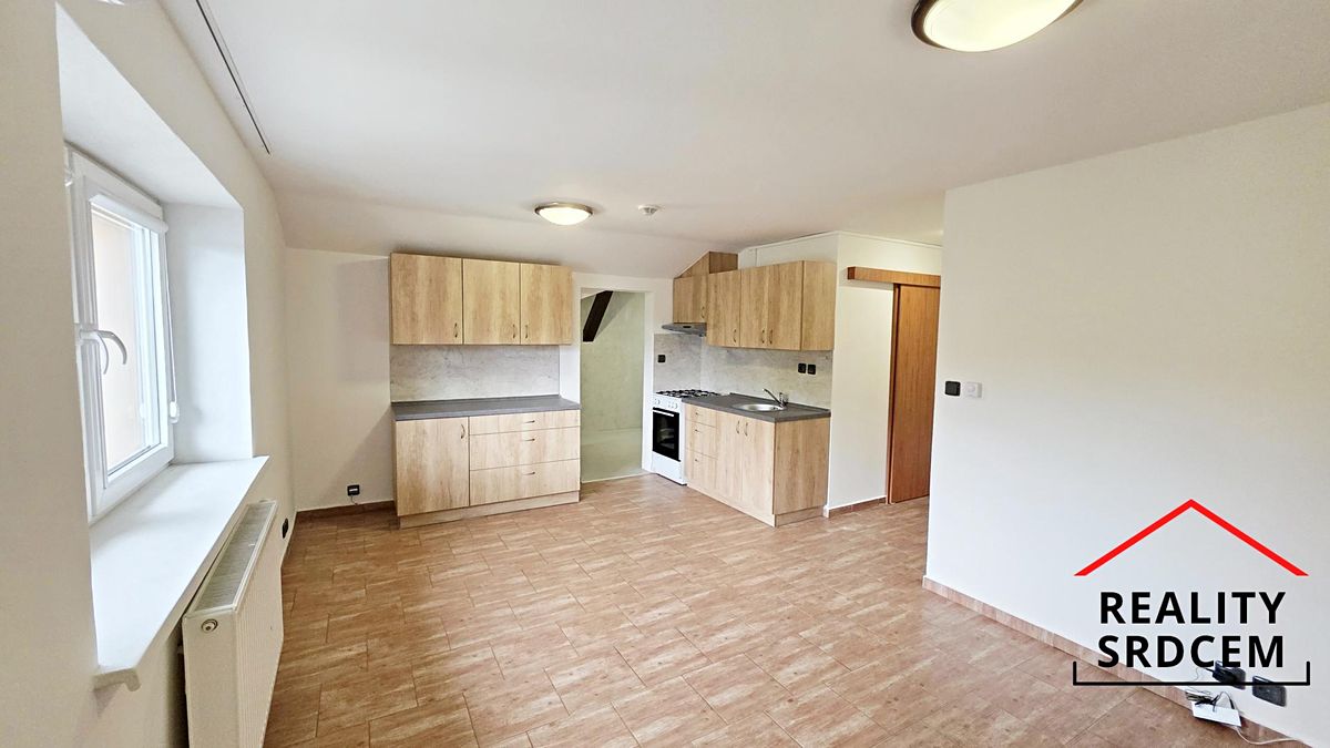 Pronájem bytu 3+kk 72 m²