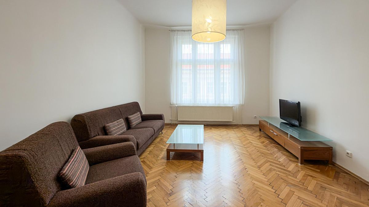 Pronájem kanceláře 85 m² – fotografie 2