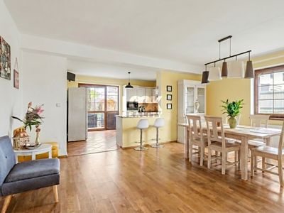 Prodej vily 438 m², pozemek 1025 m²