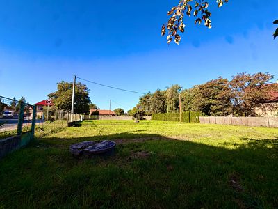 Prodej stavebního pozemku 1215 m²