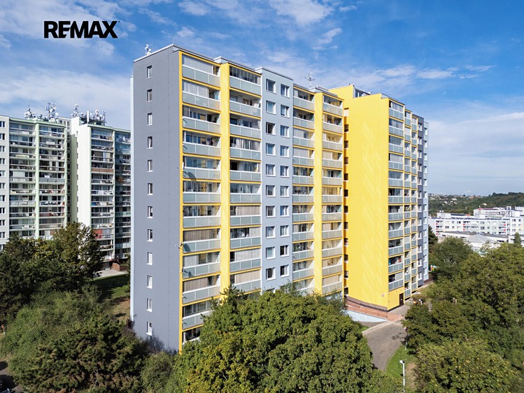 Pronájem bytu 3+kk, 61 m² (31 z 36)