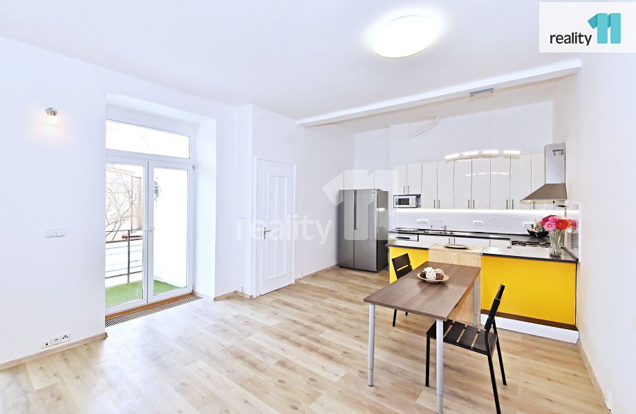 Pronájem bytu 5+kk 105 m²