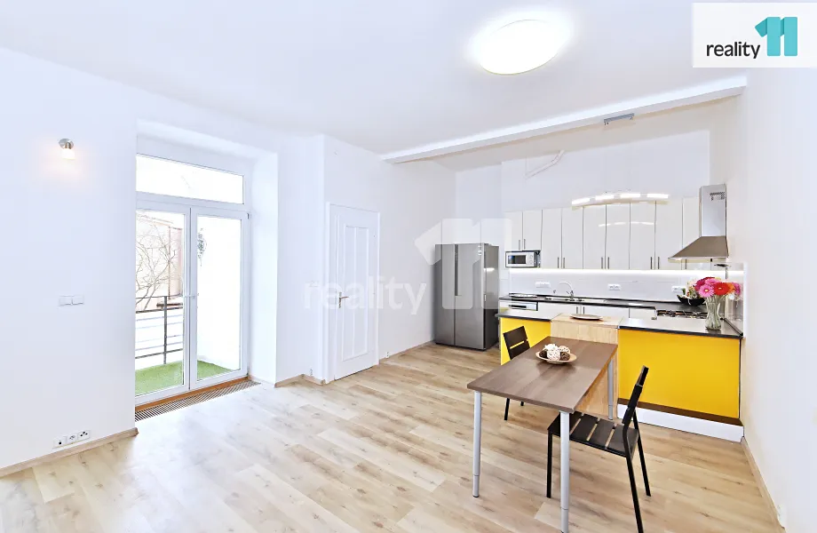 Pronájem bytu 5+kk 105 m²