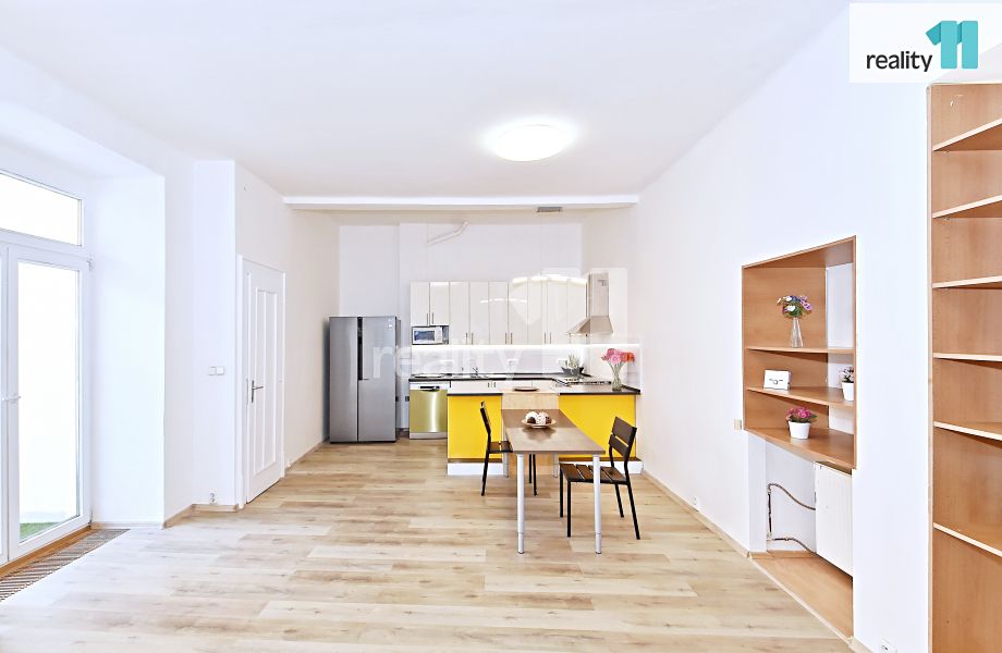 Pronájem bytu 5+kk 105 m² – fotografie 4