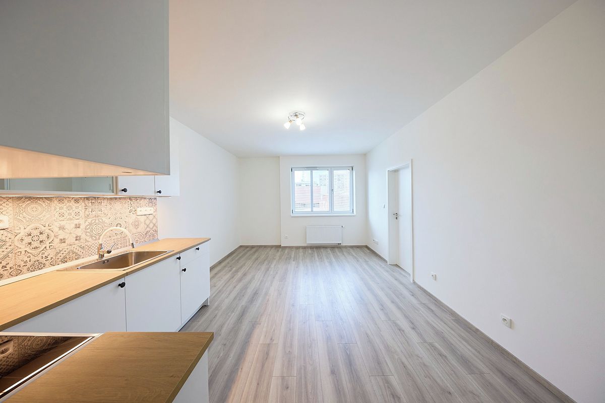 Pronájem bytu 2+kk 53 m² – fotografie 5