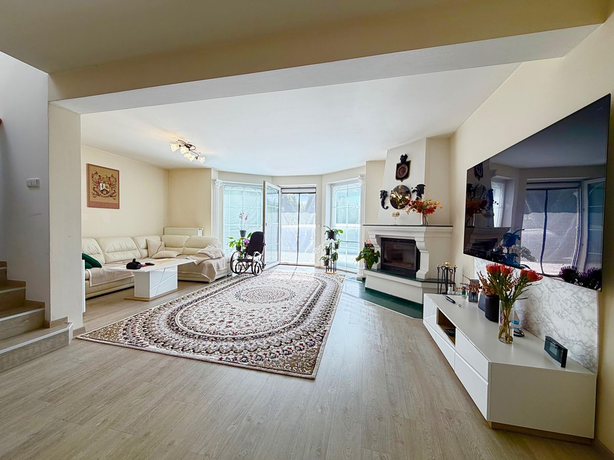 Prodej rodinného domu 182 m², pozemek 672 m² – fotografie 5