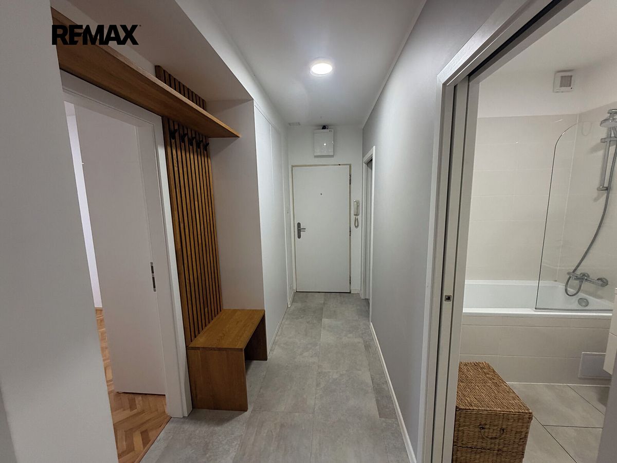 Pronájem bytu 3+kk 67 m² – fotografie 4