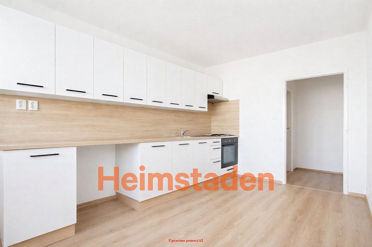 Pronájem bytu 1+1 40 m² – fotografie 3