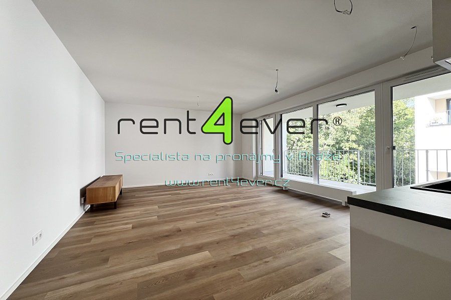 Pronájem bytu 2+kk 54 m² – fotografie 4