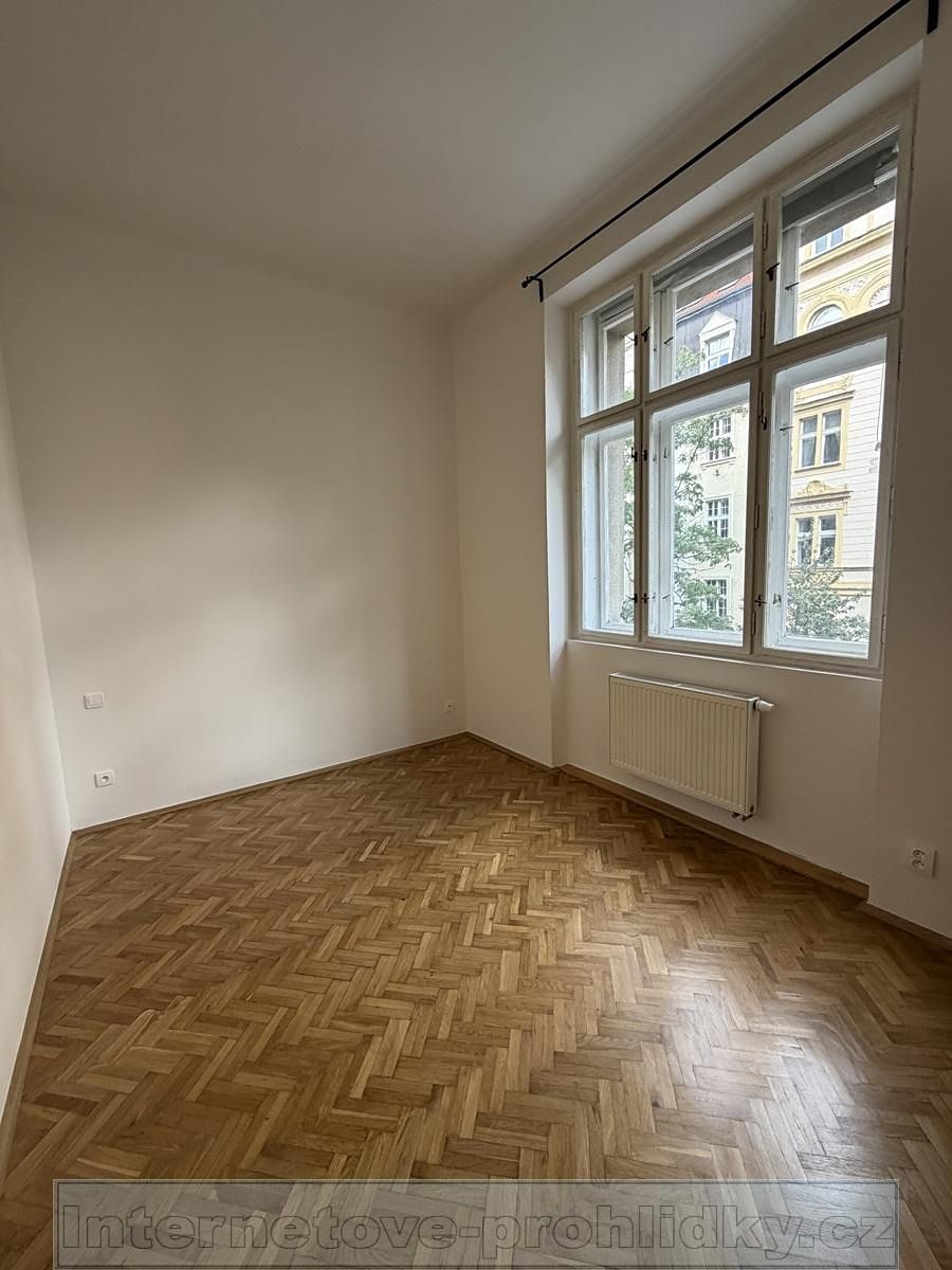 Pronájem bytu 2+1 74 m² – fotografie 2