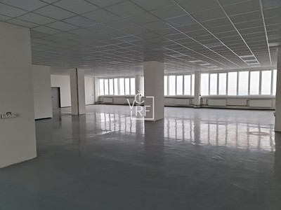 Комерційне приміщення в оренду, 2 400 м² (2 з 17)