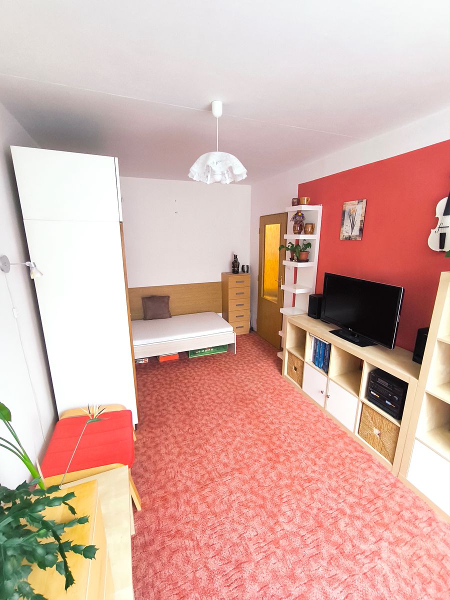 Pronájem bytu 3+1 65 m² – fotografie 3