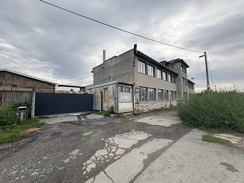 Pronájem skladového prostoru 100 m², Litovel – náhled fotky 2