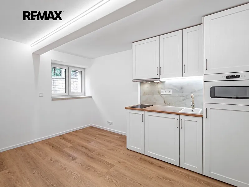 Prodej bytu 2+kk v osobním vlastnictví 22 m², Praha 6 - Břevnov