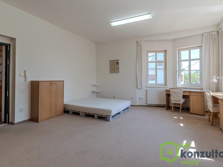Комерційне приміщення на продаж, 283 м² (14 з 32)