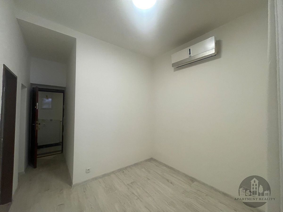 Pronájem bytu 1+kk 11 m² – fotografie 2