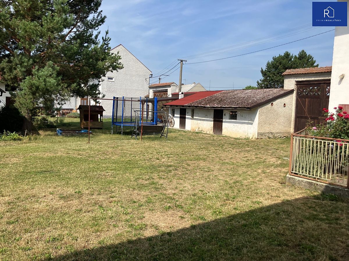 Prodej rodinného domu 220 m², pozemek 1910 m² – fotografie 5