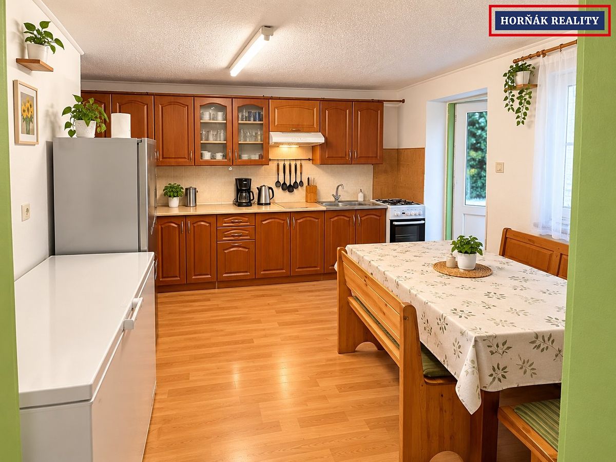 Prodej rodinného domu 105 m², pozemek 222 m² – fotografie 3