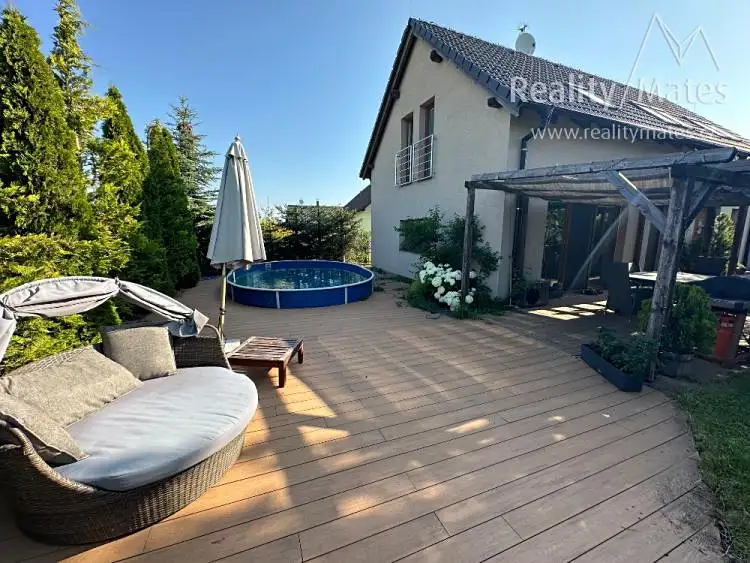 Prodej rodinného domu 230 m², pozemek 617 m², Kolomuty – náhled fotky 2