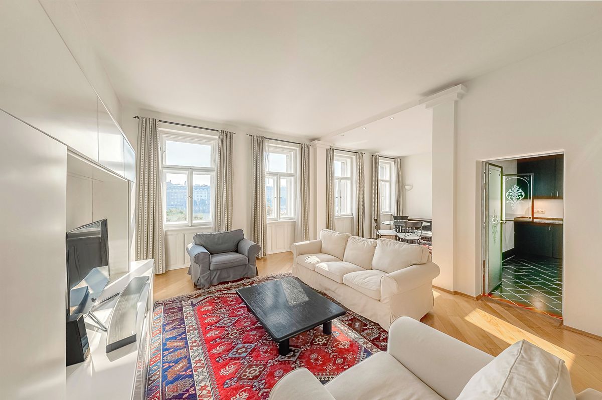 Pronájem bytu 3+kk 101 m²