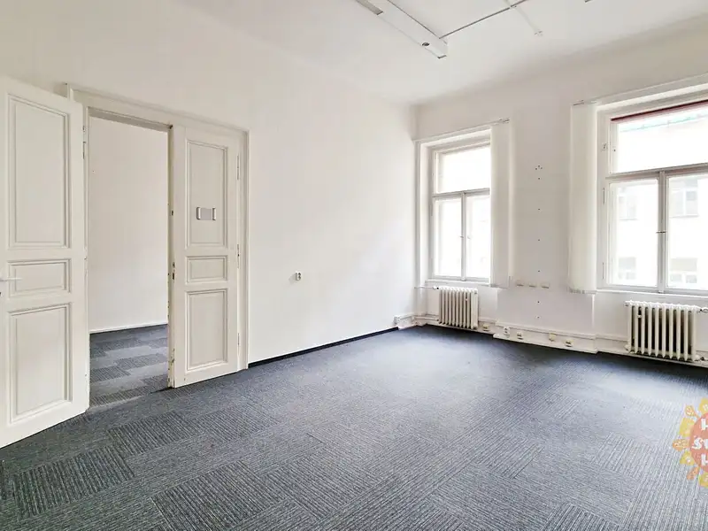 Pronájem kanceláře 91 m², Praha – náhled fotky 1
