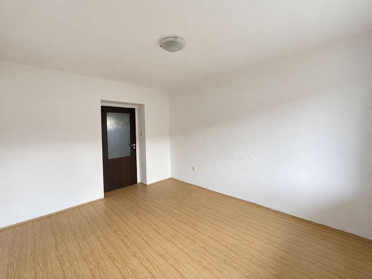 Pronájem bytu 2+1 65 m² – fotografie 5