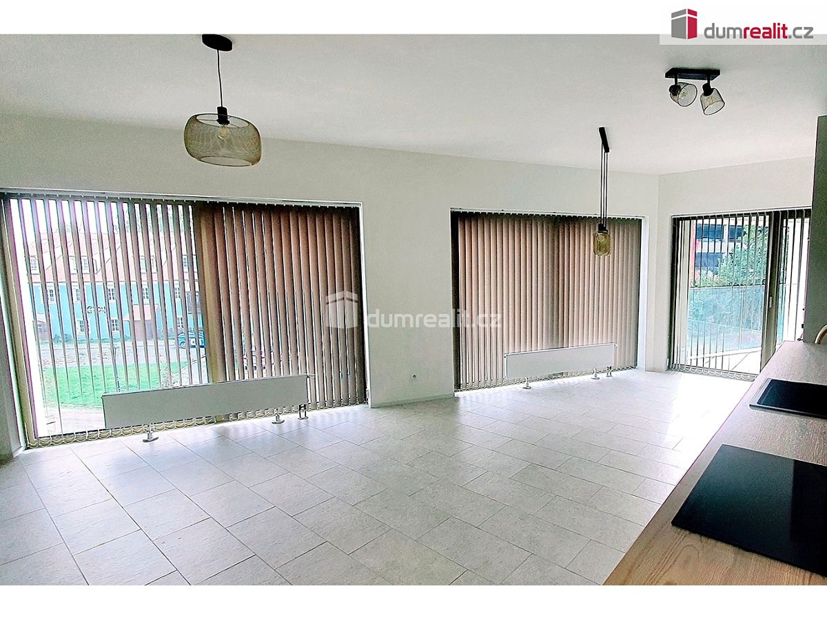 Pronájem bytu 3+kk 88 m² – fotografie 3